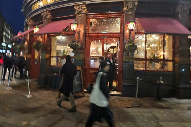 3-Hour Historic Pub Experience in London - Stop 2: Old Bailey and the court of crime and punishment
