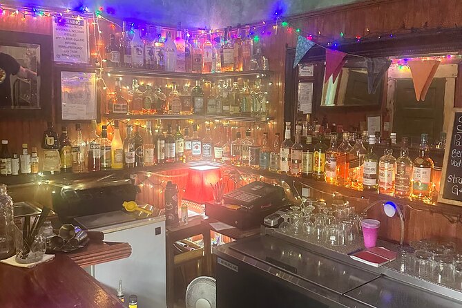 3 Hour Private Bisbee Pub Crawl - The Seance Room for Tarot and Shops