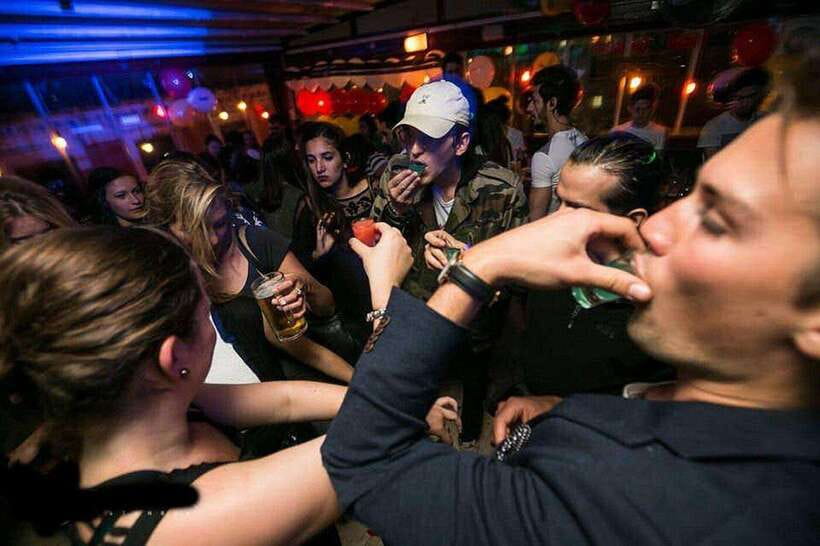 4-Hour Shanghai Pub Crawl (bars & nightclub hopping) - Practical Stuff You’ll Want to Know Before You Go