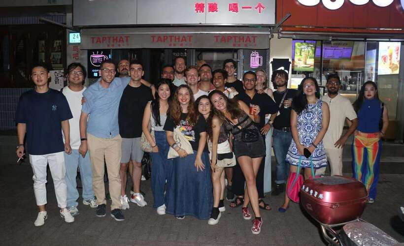 4-Hour Shanghai Pub Crawl (bars & nightclub hopping) - Stop 1: The Beer Start That Warms Up the Group