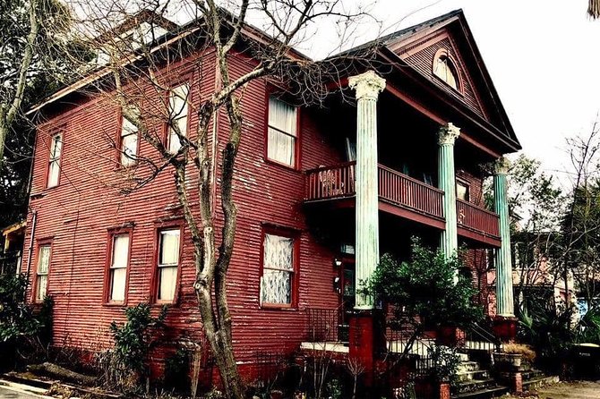 90 Minute Historic Savannah Walking Haunted Bar Pub Crawl - The Original Pinkie Masters: Jimmy Carter’s link and the dive-bar vibe