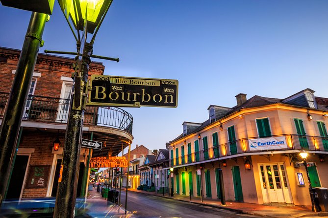 Adults Only Haunted Pub Crawl in New Orleans - Your Guide Shapes the Night: Gomez, DJ, Caroline, Jenna, John, Pinky