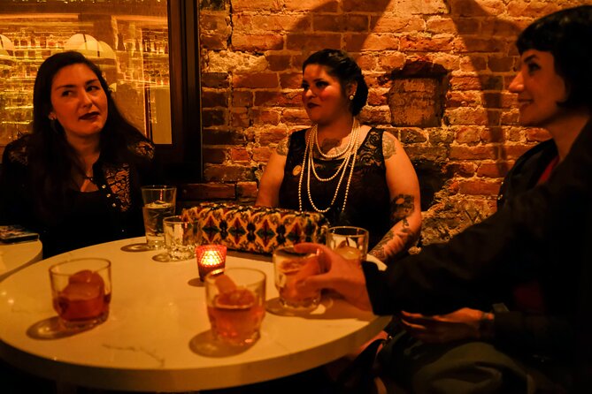 Alexandria Ghosts: Spirits & Spirits Haunted Pub Crawl - Bars Along the Way: Three Stops, Multiple Pints in Spirit
