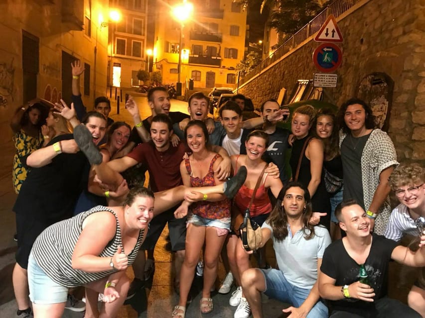 Alicante: Guided Pub Crawl with Shots and Beer - Key Points at a Glance