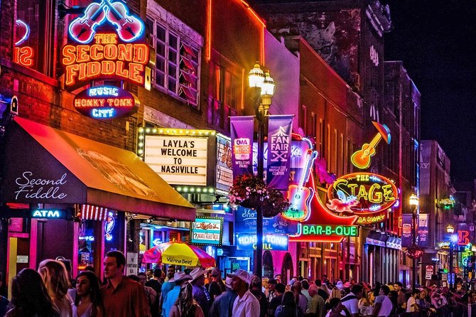 All-Inclusive Nighttime Pub Crawl - Start at Doc Holliday’s, then hit Printers Alley and Lower Broadway