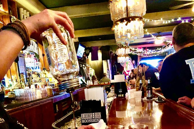All-Inclusive Nighttime Pub Crawl - The all-inclusive drink plan (and what you should expect)