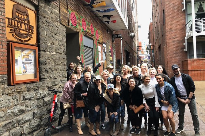 All-Inclusive Pub Crawl with Moonshine, Cocktails, and Craft Beer - Lower Broadway and Doc Holliday’s: The Second Leg of the Night