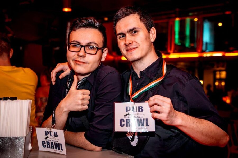Amsterdam: Original Pub Crawl Party with VIP Entrance - Meeting at 22:00: Generator Hostel Bar and the 23:20 Waterhole Backup