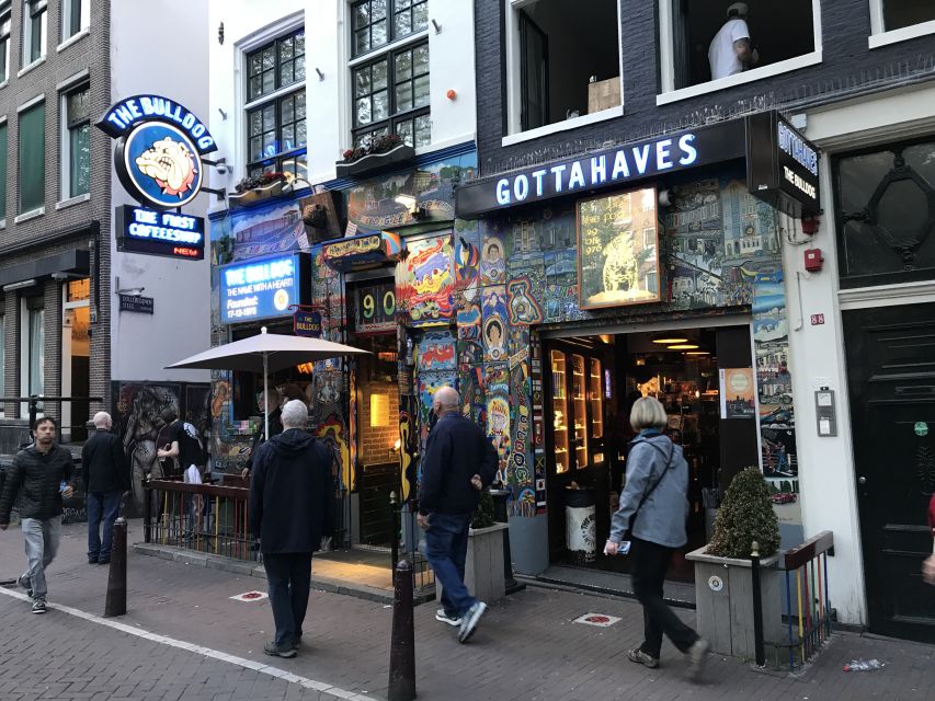 Amsterdam: Red Light District and Local Pub Tour - Why this 2-hour Amsterdam walk works (and who it fits)