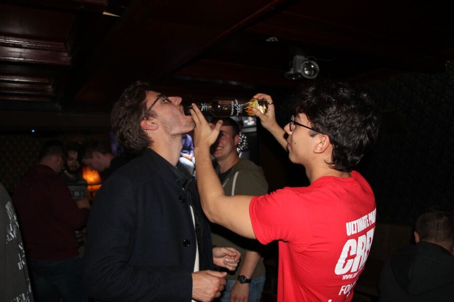 Amsterdam: Red-Light District Pub Crawl and Booze Boat Tour - Who This Tour Is Best For (and Who Might Be Wrong for It)