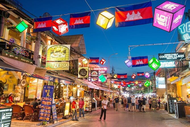 Apsara Show Dinner and Night Market Pub street - Who should book this Apsara + Pub Street combo (and who should pause)