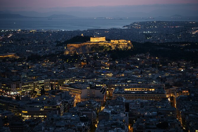 Athens: Rooftop Pub Crawl w/ Acropolis Views & Party - The host factor: what guides like Giórgos bring to the night