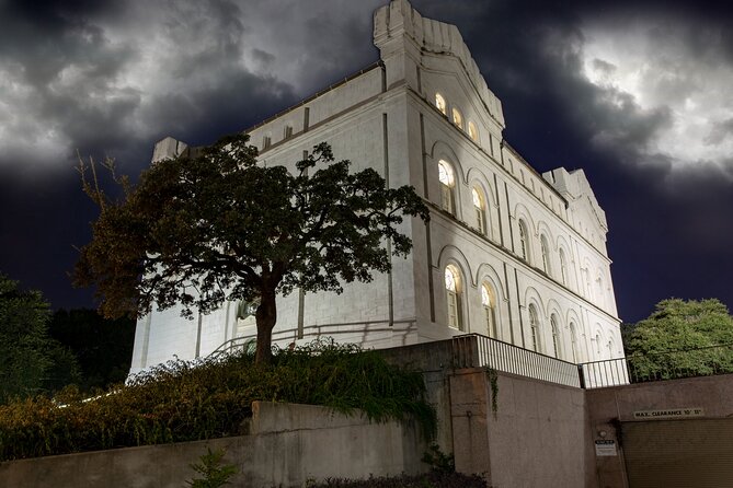 Austin Spirits & Spirits Haunted Pub Crawl - Maggie Mae’s and the East 6th Street Walk-Through