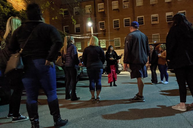 Bad Kitty Haunted Savannah Pub Crawl - Spooky, naughty ghosts - Drinks, pacing, and group vibe: what to expect in 90 minutes to 2 hours