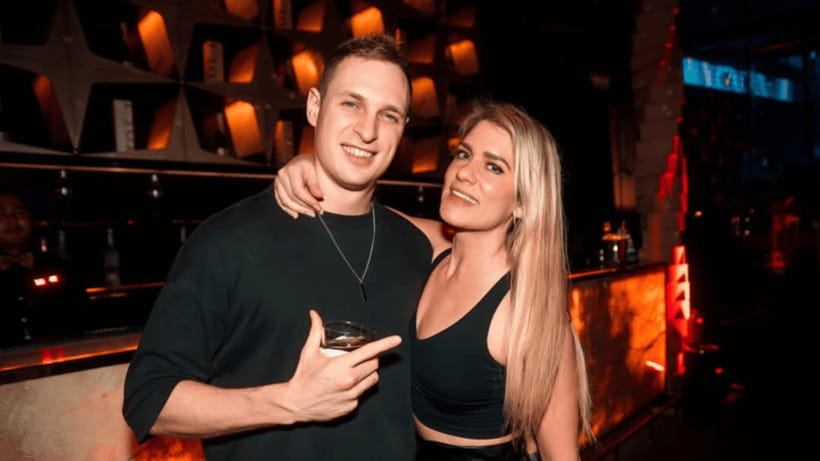 Bangkok: Pub Crawl - Levels Club finale: VIP entry that actually saves time