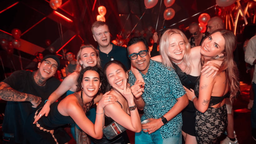 Bangkok: The Speakeasy, Rooftop & Iconic Venues Pub Crawl - Bangkok’s nightlife, handled for you: from Hemingway’s to Levels Sky Club