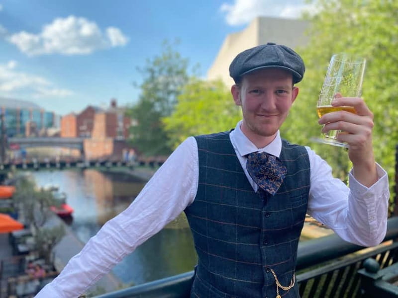 Birmingham Slogging Gang Evening Walking Tour with Pub Stops - Night walking plus gang lore: why this tour feels different
