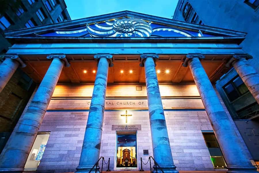 Boston: Boos and Brews Haunted Pub Crawl - The Omni Parker House Hotel and Room 303: where the hotel gets creepy