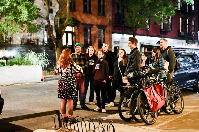 Boston Ghosts Boos and Brews Haunted Pub Crawl - Emmet’s Pub & Restaurant: Boston’s Irish Pub Atmosphere Break