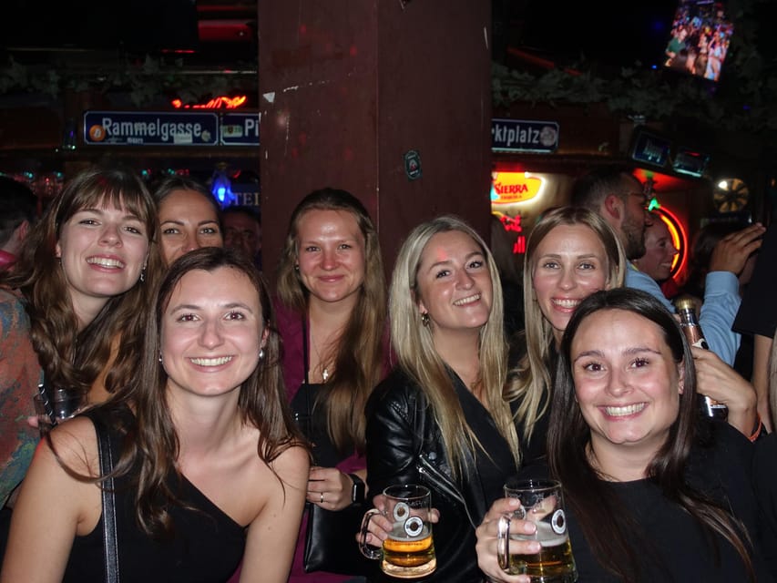 Bremen: Private pub crawl with insider-guide & free shots - Who this Bremen pub crawl fits best