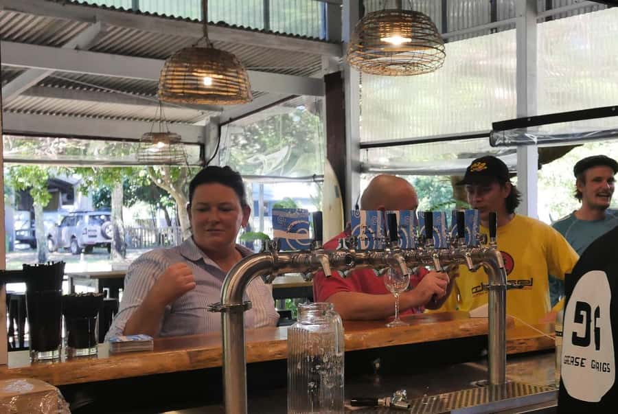 Brisbane: Island Pub Crawl with Lunch and High-Speed Boat - Timing, Meeting Point, and How Not to Lose Morning Hours