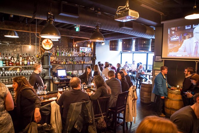 Bristol private pub hopping and sightseeing with local guide - Stop 1: Saint Nicholas Market and a Beer Tasting in the Atmosphere