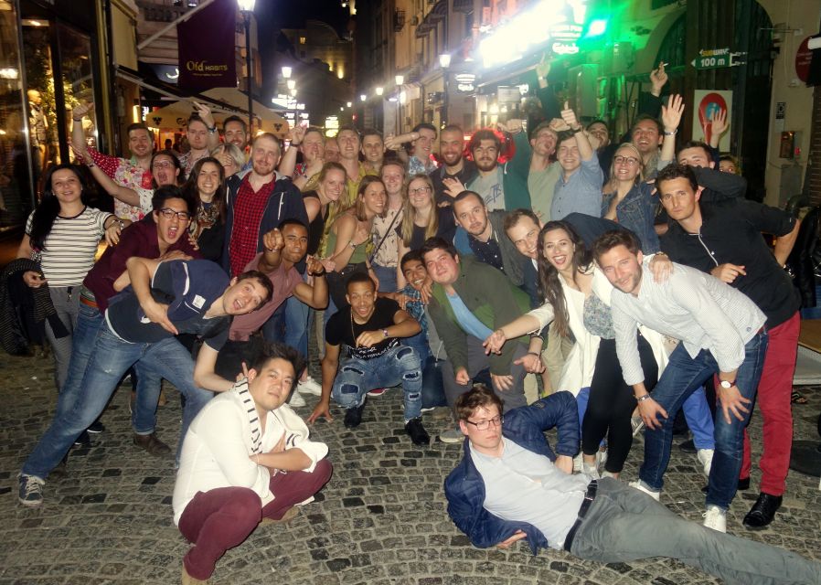 Bucharest: Weekend Pub Crawl - Safety and the crowd-control rules (yes, that helps the fun)