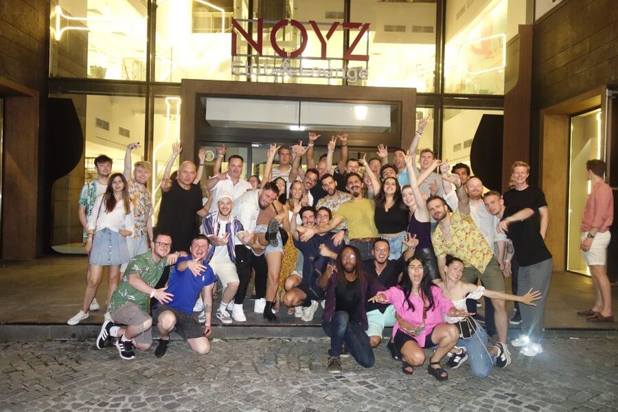 Bucharest: Weekend Pub Crawl - The venues: different styles, one free shot at each stop