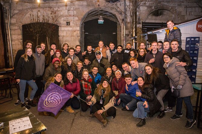 Budapest Party District Bar-Hop with 2hrs Unlimited Drinks - The guide factor: what to look for during the crawl