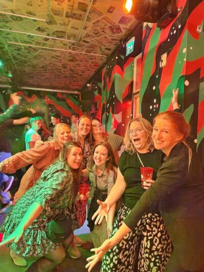 Budapest: Private, Personalized Pub Crawl, 3 drinks included - How a private, personalized pub crawl works in real life
