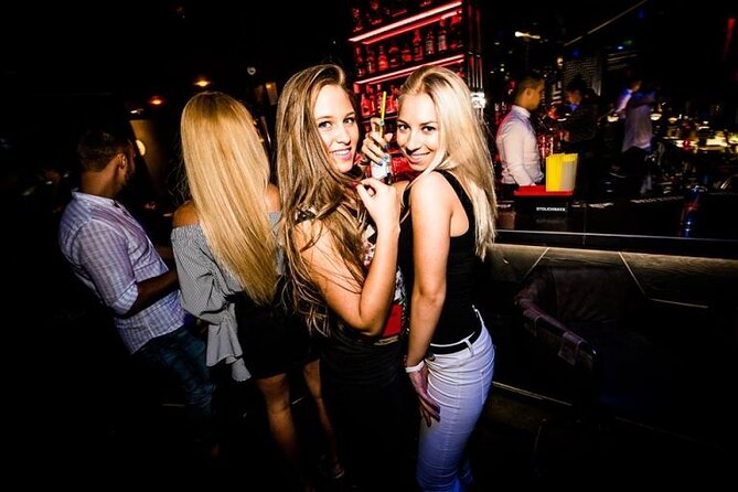 Budapest: Pub Crawl & Ruin Bar Tour – Free Shots & VIP Entry - Key points worth your time