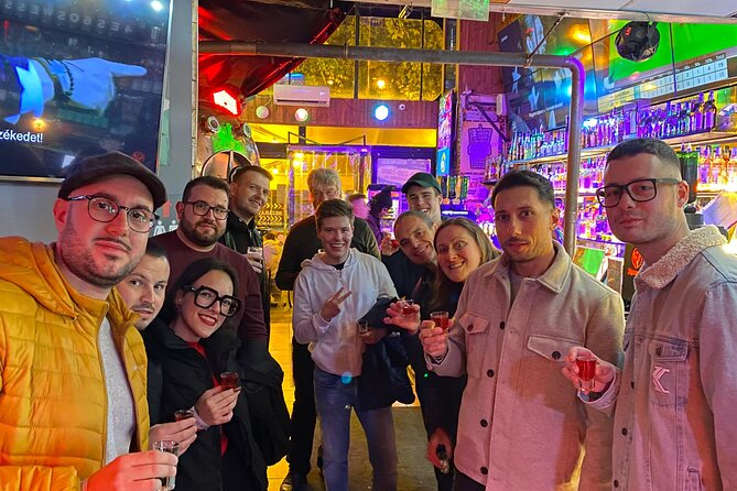 Budapest Pub Crawl & Ruin Bar Tour – Free Shots & VIP Entry - Stop 4: Instant-Fogas and its seven-club ruin-pub maze