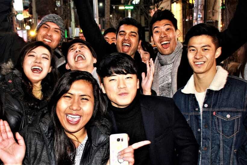 Busan: Pub Crawl with Friends - Club reality check: loud music, smoking, and group size