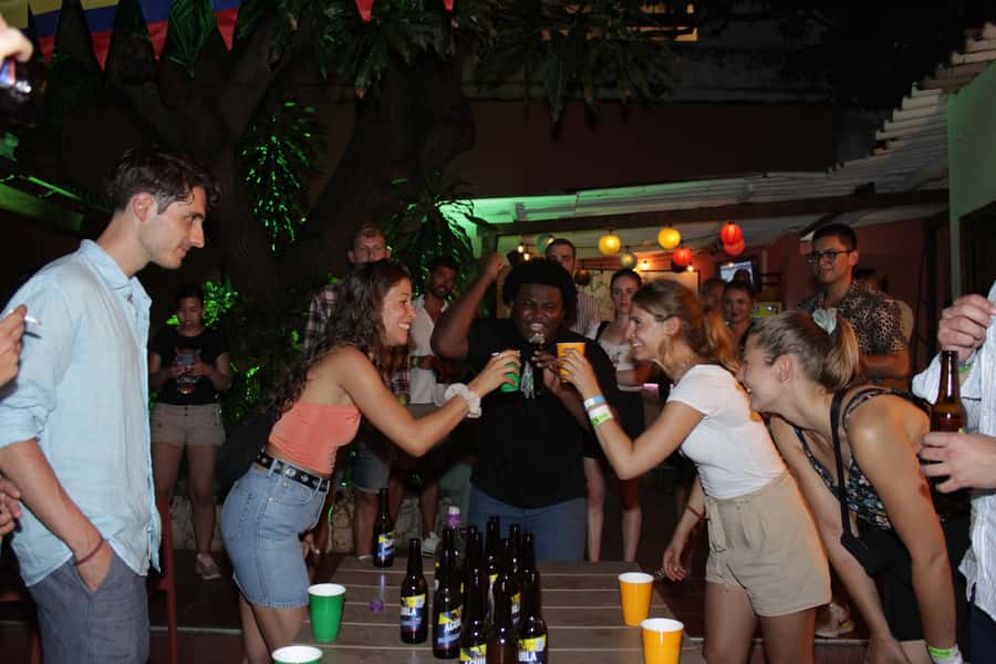 Cartagena: Pub Crawl with Dancing Lessons and Free Shots - Key things to know before you go
