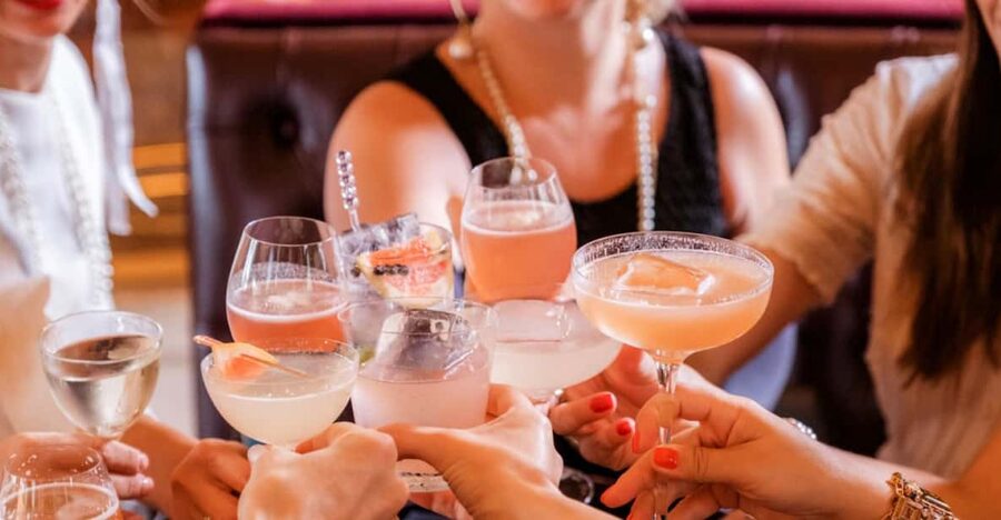 Charleston Bachelorette Pub Crawl - The route passes City Market, Waterfront Park, and the Nathaniel Russell House area