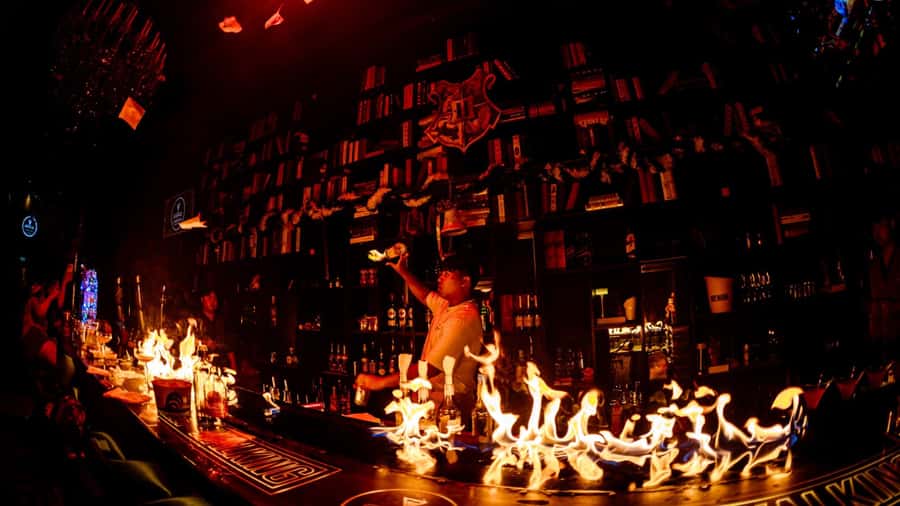 Chiang Mai Pub Crawl: 4 Venues, Beer Buffet & VIP Entry - Stop 1 at Commuse Nimman7: warm-up without pressure