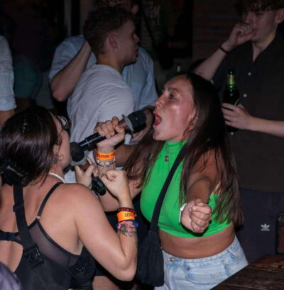 Chiang Mai Pub Crawl: The Best Nightlife in Town! - Why the Red Truck Taxi Matters for a 3-Hour Night Out