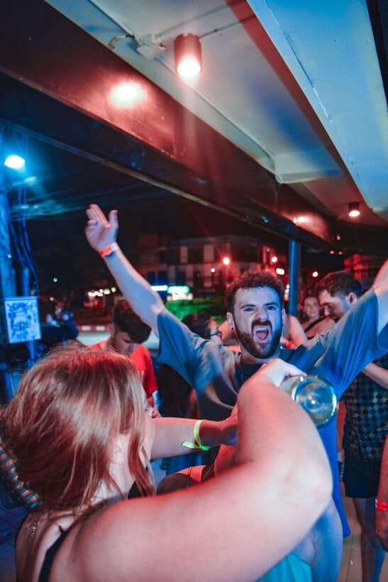 Chiang Mai Pub Crawl: The Best Nightlife in Town! - Should You Book It?