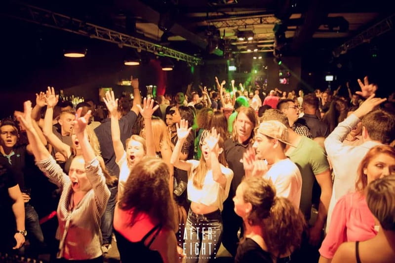 Cluj-Napoca: Weekend Pub Crawl - How the crawl actually feels: four venues in one night