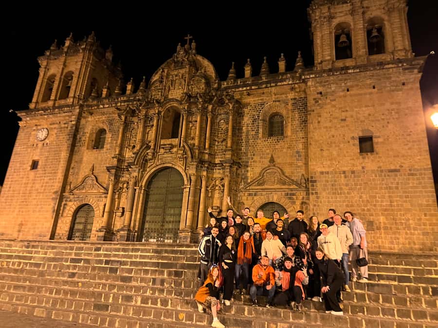 Cusco: Pub Crawl with Skip-the-Line Access and Drinks - The 4-Hour Plan: 3 Bars and a Club (With One-Hour Stops)