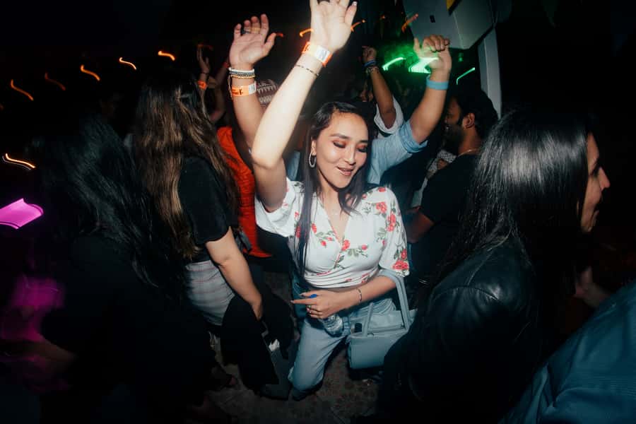 Cusco: Pub Crawl with Skip-the-Line Access and Drinks - Drinks and Shots: What You’re Actually Getting for $20