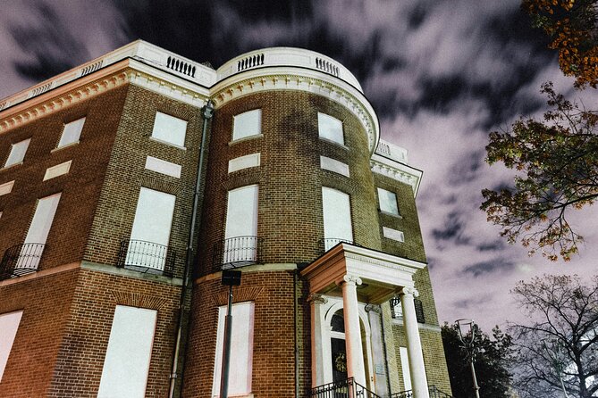 DC Ghosts Boos and Booze Haunted Pub Crawl By US Ghost Adventures - Stop 2: Rhodes Tavern on 15th Street NW (Mark Twain’s Haunting)
