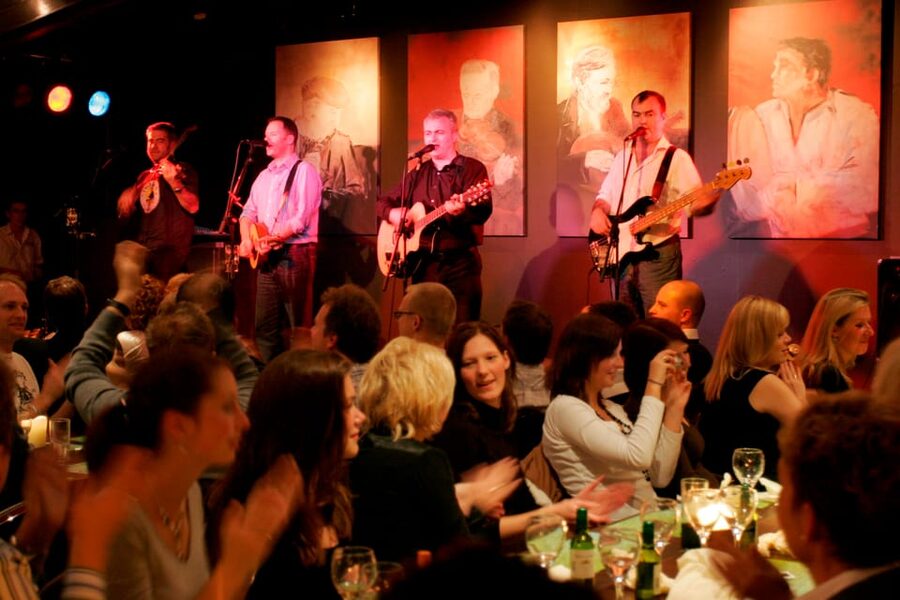 Dublin: Irish Night Show at the Merry Ploughboy Pub - Show Format: Live Music, Singing, Comedy, and Real Stepdancing