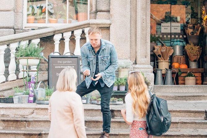 Dublin Storytelling Pub Tour - 3 stops, drinks & local snacks - Guides who keep it real: Daniel, Grainne, and the conversational style