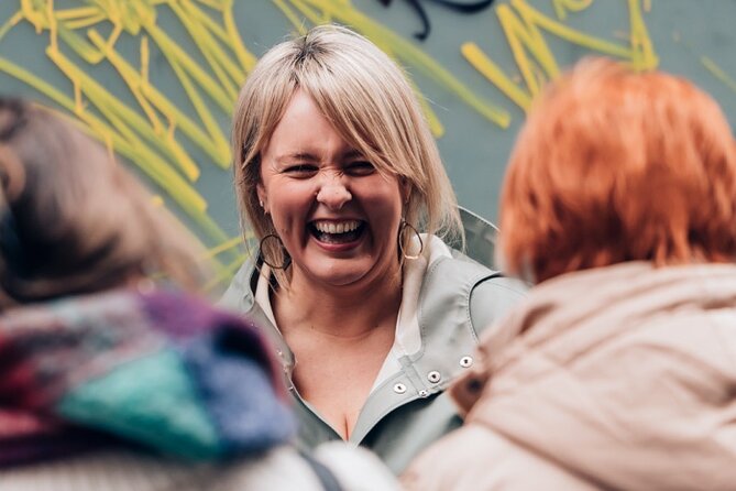 Dublin Storytelling Pub Tour - 3 stops, drinks & local snacks - Where to meet, where you end, and how to manage the walk