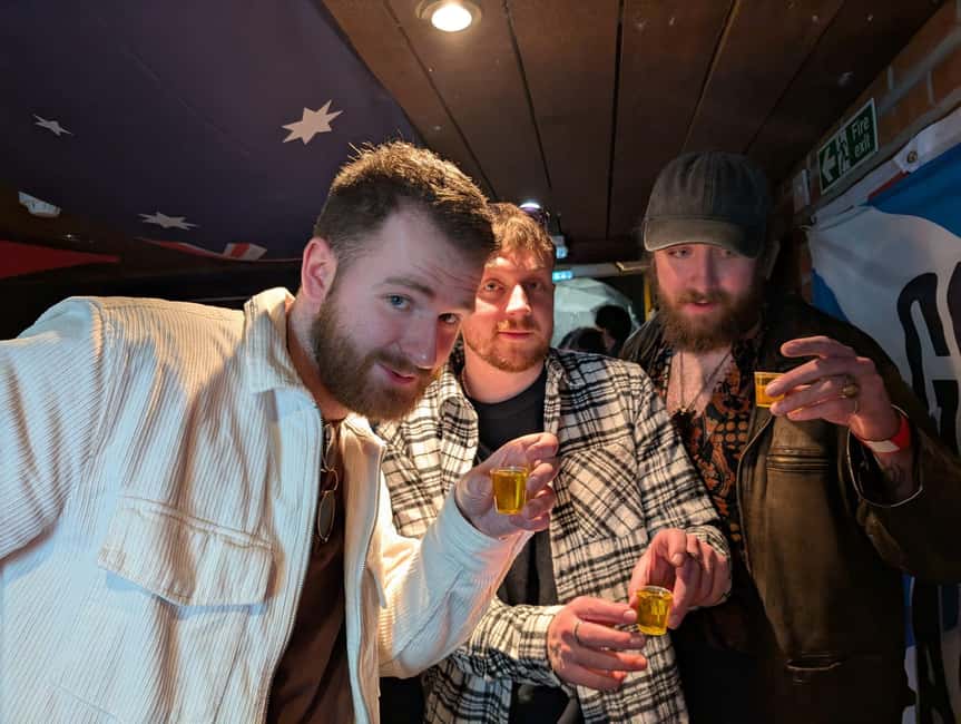 Edinburgh: Ultimate Pub Crawl Party with 7 Bars & 1 Club - Who This Edinburgh Pub Crawl Fits Best (and Who Should Skip It)