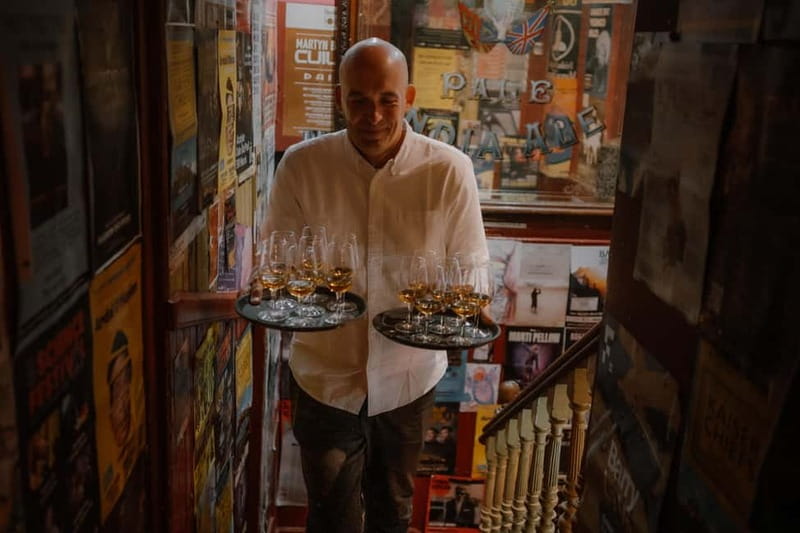 Edinburgh: Whisky Tasting and Storytelling in a Historic Pub - Grain to glass: how the guide connects craft and flavour