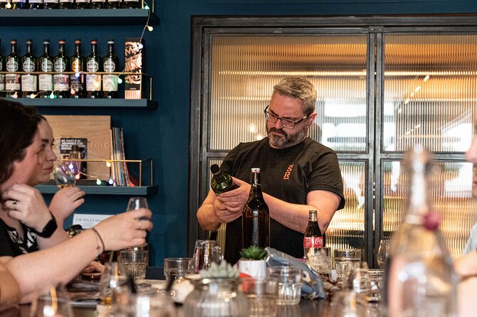 Explore Glasgow: Scottish Rogue Whisky Walking Pub Crawl - The Scotia: Glasgow’s oldest pub as your first dram