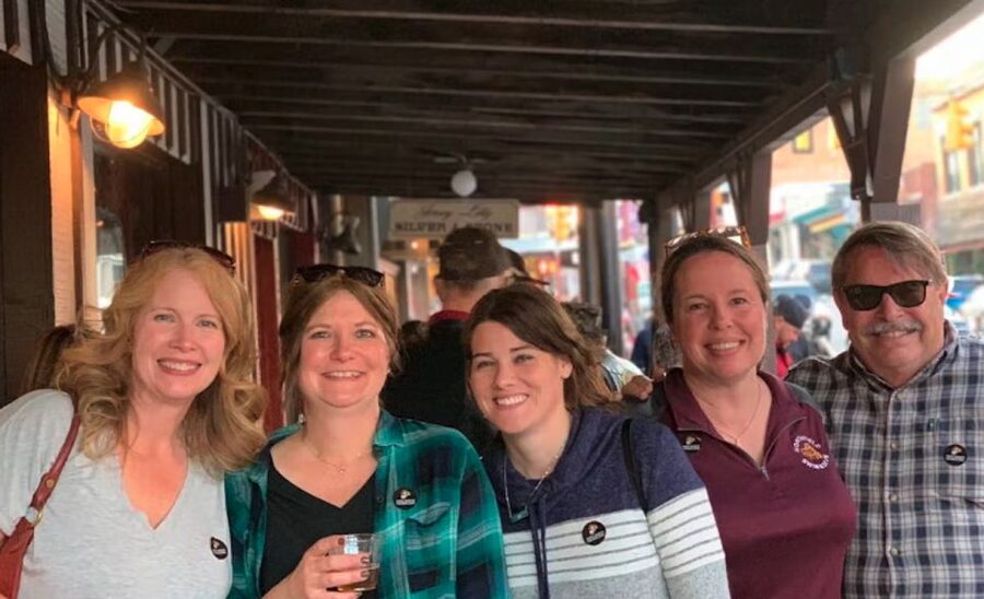 Fort Worth: Stockyards History Tour Pub Crawl - Saloons, bandits, and train-robbery-era stories at the next stop