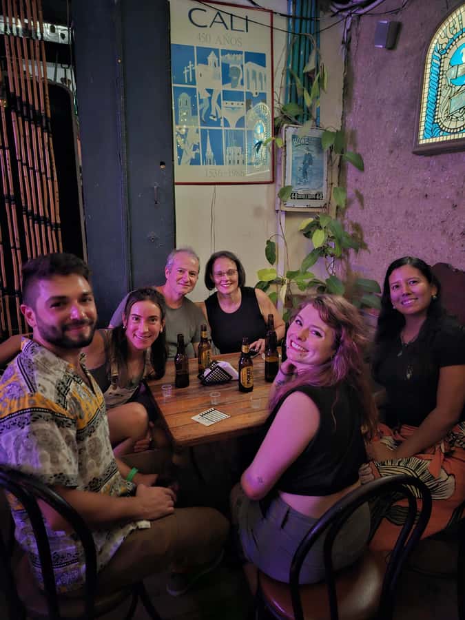 Friday Salsa Pub Crawl in Cali - The last bar in Barrio Obrero: spirits discount, dancing, and entry reality